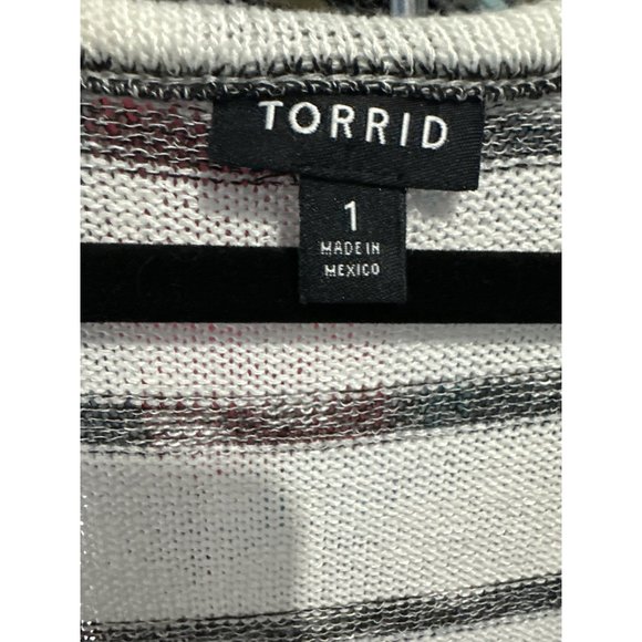 Torrid size 1 cream gray striped lightweight ruched side hem tunic sweater - Picture 4 of 6